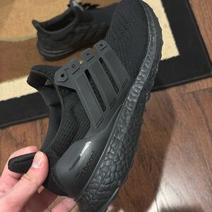 addidas ultra boost size 9 1/2